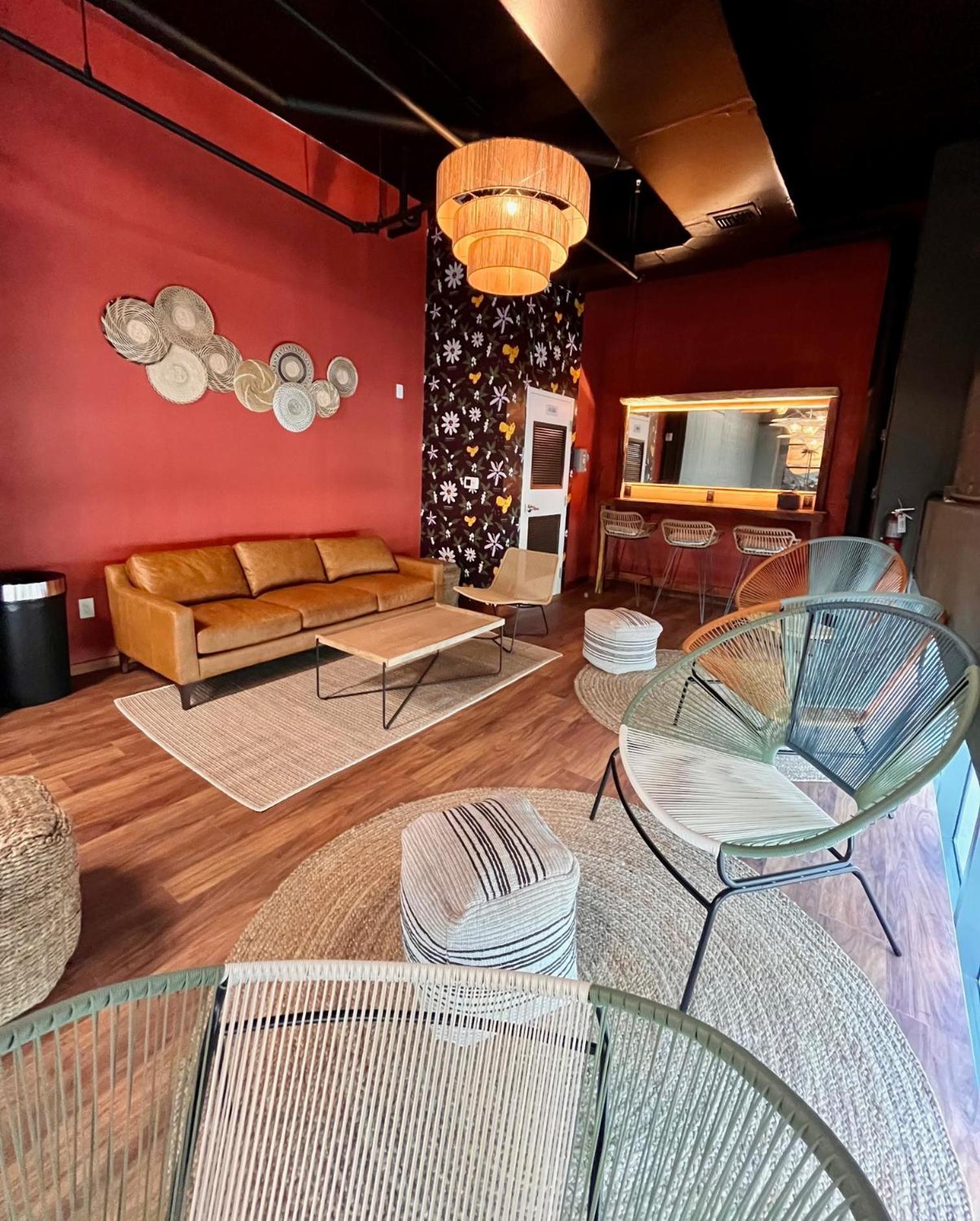 Smart Brickell Hotel Майами Экстерьер фото